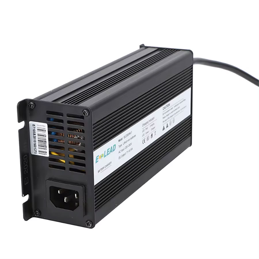 E3-300W-Battery-charger-1