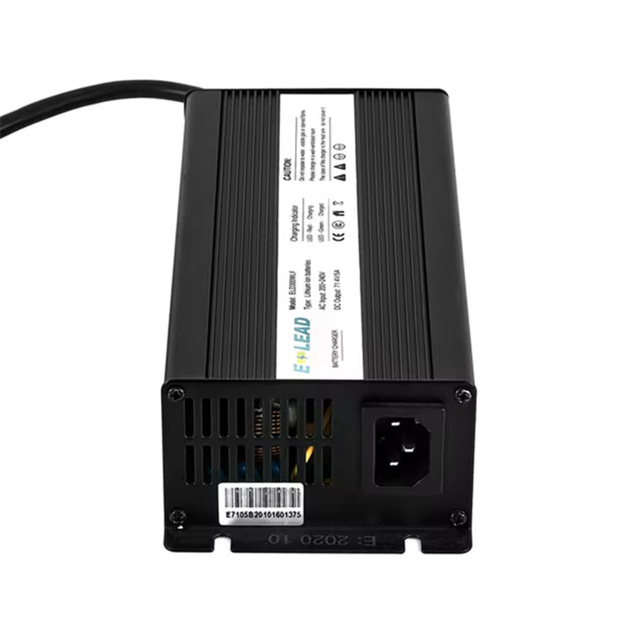 E3-300W-Battery-charger-3