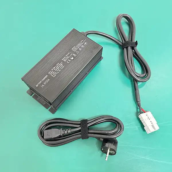 Electric Scooter Charger 14.6V 20A For 4S LiFePO4 Battery